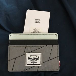 Men’s small wallet